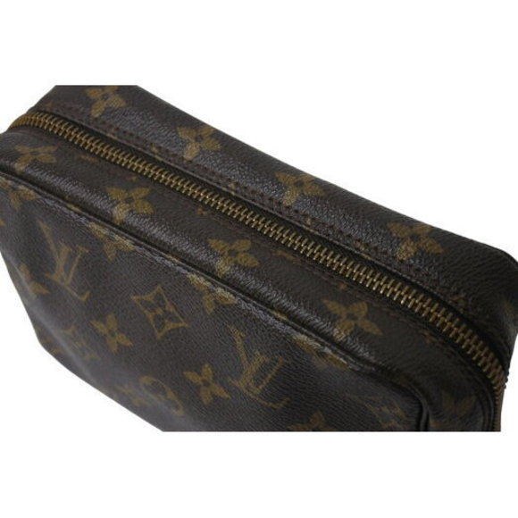 Louis Vuitton Brown Toilet Clutch True Monogram Cosmetic Bag Pouch - Picture 8 of 9